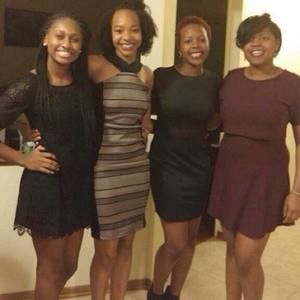 Meet your Posher, Amina